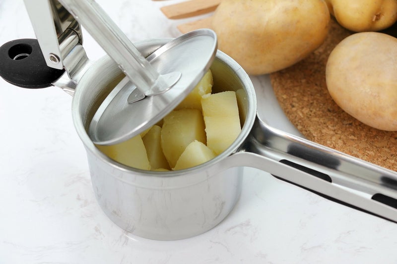 Rorence Stainless Steel Potato Ricer with 3 Interchangeable Discs & Inner Cup & Silicone Grip Handles - Black - Image 4